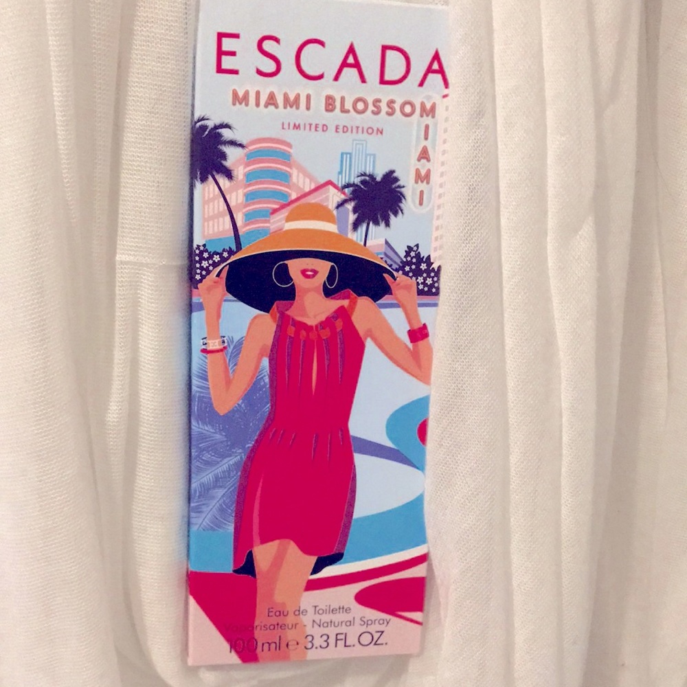 ESCADA Miami Blossom